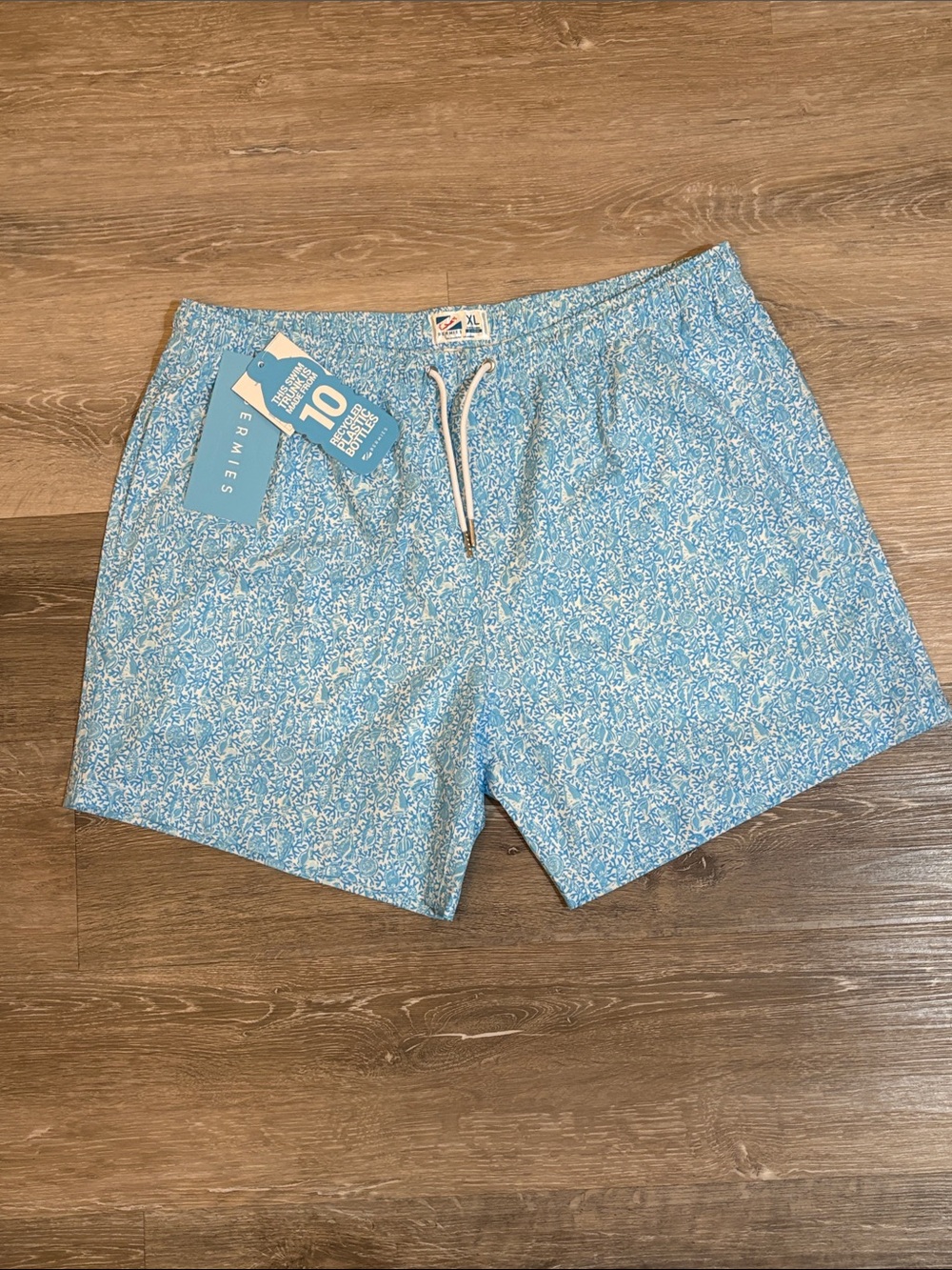 Bermies Eco Friendly Light Blue & White Micro Coral Print Swim Trunks Size XL